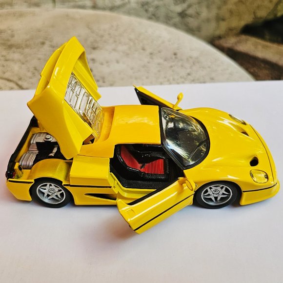 *50% PRICE DROP!* Rare YELLOW Welly 1:24 Ferrari F50 die-cast model car - Picture 2 of 16